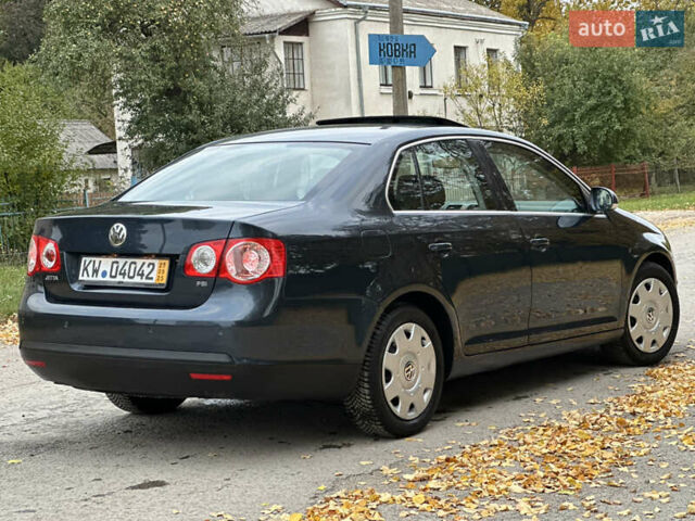 Синий Фольксваген Джетта, объемом двигателя 1.6 л и пробегом 157 тыс. км за 5499 $, фото 47 на Automoto.ua