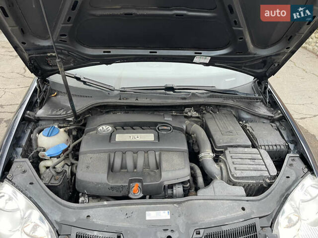 Синий Фольксваген Джетта, объемом двигателя 1.6 л и пробегом 232 тыс. км за 5700 $, фото 26 на Automoto.ua