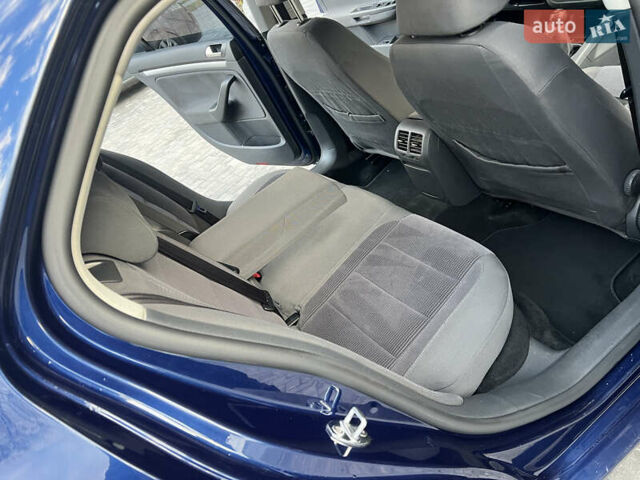 Синий Фольксваген Джетта, объемом двигателя 1.6 л и пробегом 214 тыс. км за 6999 $, фото 23 на Automoto.ua