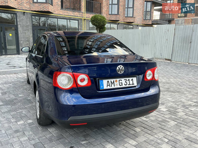 Синий Фольксваген Джетта, объемом двигателя 1.6 л и пробегом 214 тыс. км за 6999 $, фото 10 на Automoto.ua