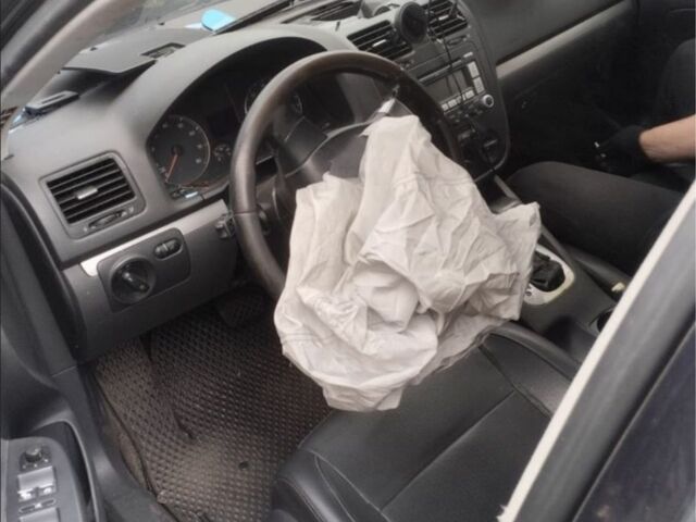 Синий Фольксваген Джетта, объемом двигателя 0 л и пробегом 213 тыс. км за 2000 $, фото 4 на Automoto.ua