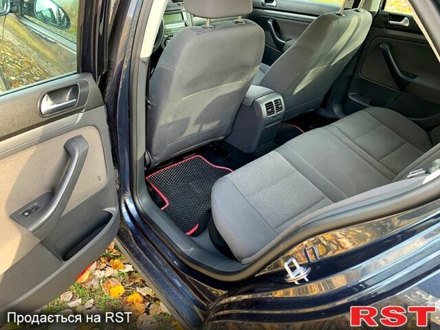 Синий Фольксваген Джетта, объемом двигателя 1.6 л и пробегом 227 тыс. км за 5700 $, фото 9 на Automoto.ua