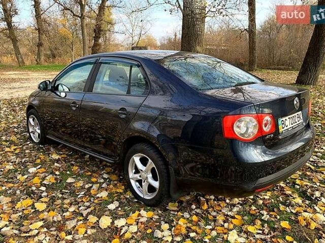 Синий Фольксваген Джетта, объемом двигателя 1.6 л и пробегом 227 тыс. км за 5700 $, фото 5 на Automoto.ua