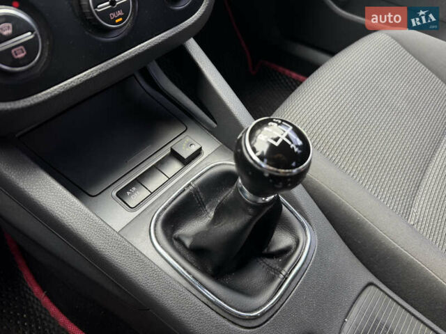 Фольксваген Джетта 2008 в Киеве на Automoto.ua Синий Фольксваген Джетта, объемом двигателя 1.6 л и пробегом 343 тыс. км за 5990 $, фото 13 на Automoto.ua