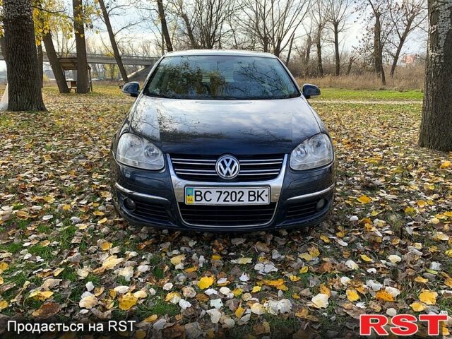 Синий Фольксваген Джетта, объемом двигателя 1.6 л и пробегом 227 тыс. км за 5700 $, фото 1 на Automoto.ua