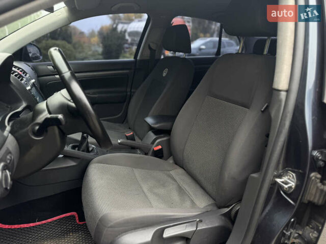 Фольксваген Джетта 2008 в Киеве на Automoto.ua Синий Фольксваген Джетта, объемом двигателя 1.6 л и пробегом 343 тыс. км за 5990 $, фото 6 на Automoto.ua