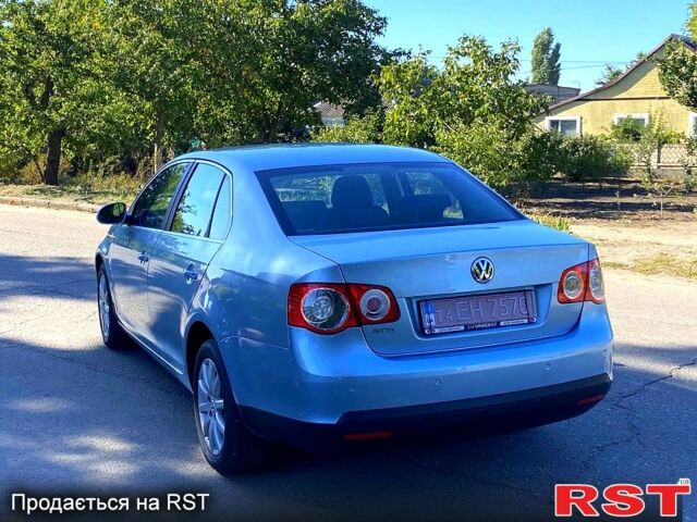Синий Фольксваген Джетта, объемом двигателя 1.6 л и пробегом 221 тыс. км за 6100 $, фото 3 на Automoto.ua