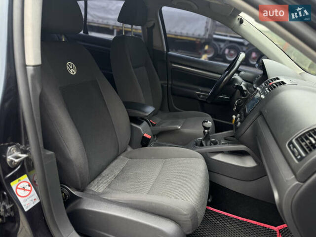 Фольксваген Джетта 2008 в Киеве на Automoto.ua Синий Фольксваген Джетта, объемом двигателя 1.6 л и пробегом 343 тыс. км за 5990 $, фото 7 на Automoto.ua