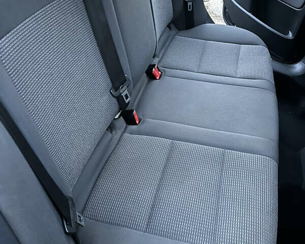 Синий Фольксваген Джетта, объемом двигателя 1.6 л и пробегом 181 тыс. км за 5900 $, фото 9 на Automoto.ua