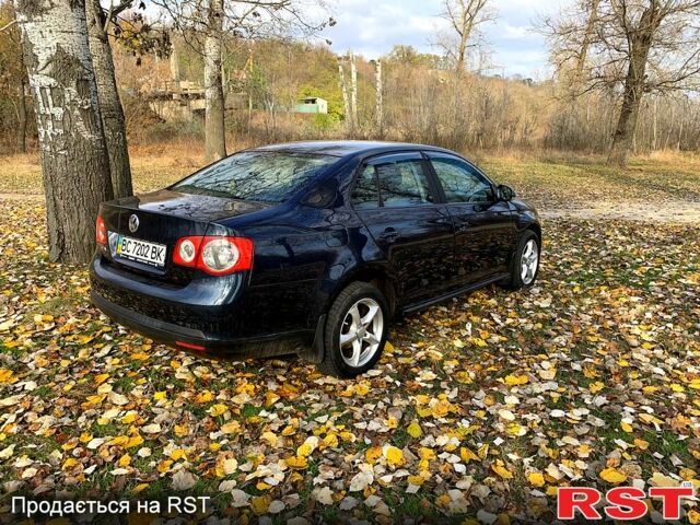 Синий Фольксваген Джетта, объемом двигателя 1.6 л и пробегом 227 тыс. км за 5700 $, фото 4 на Automoto.ua