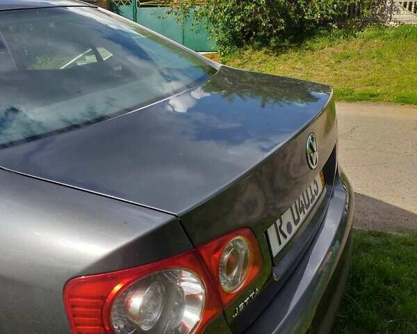 Синій Фольксваген Джетта, об'ємом двигуна 1.6 л та пробігом 234 тис. км за 5650 $, фото 3 на Automoto.ua