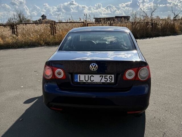 Фольксваген Джетта 2008 в Славянске на Automoto.ua Синий Фольксваген Джетта, объемом двигателя 1.9 л и пробегом 312 тыс. км за 3100 $, фото 3 на Automoto.ua