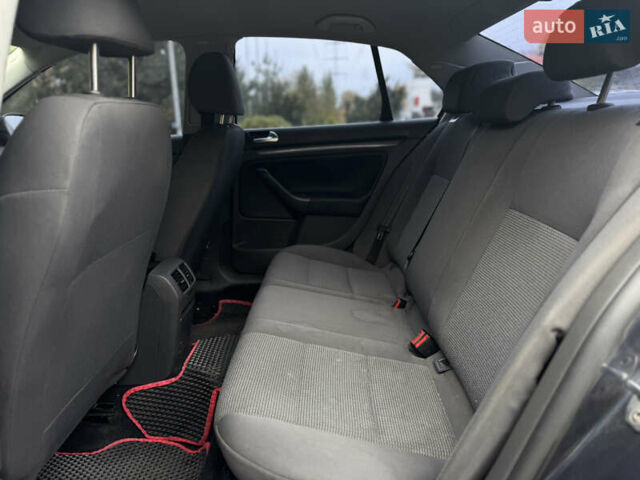 Синій Фольксваген Джетта, об'ємом двигуна 1.6 л та пробігом 343 тис. км за 5650 $, фото 17 на Automoto.ua