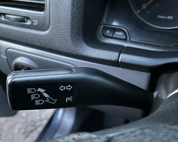 Синий Фольксваген Джетта, объемом двигателя 1.6 л и пробегом 181 тыс. км за 5900 $, фото 18 на Automoto.ua