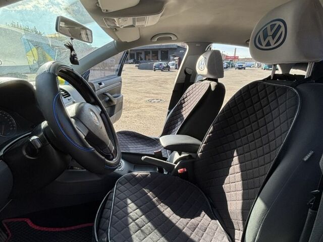 Синий Фольксваген Джетта, объемом двигателя 1.6 л и пробегом 342 тыс. км за 5300 $, фото 10 на Automoto.ua