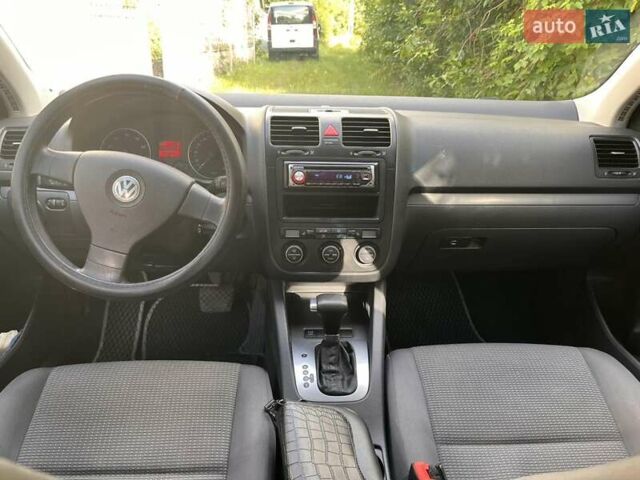 Синий Фольксваген Джетта, объемом двигателя 1.6 л и пробегом 270 тыс. км за 5500 $, фото 10 на Automoto.ua