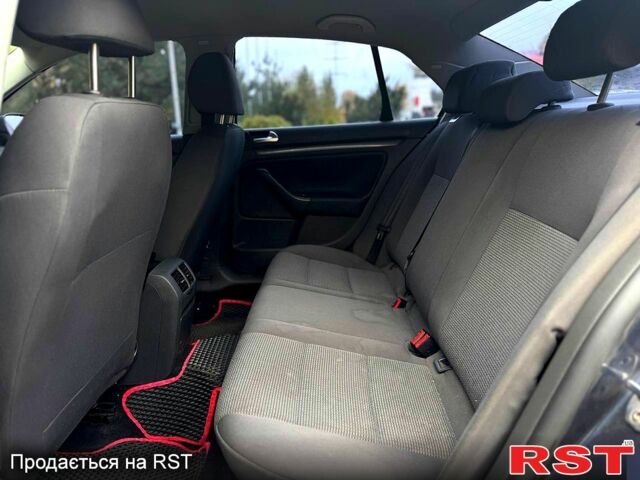 Синий Фольксваген Джетта, объемом двигателя 1.6 л и пробегом 22000 тыс. км за 5100 $, фото 7 на Automoto.ua