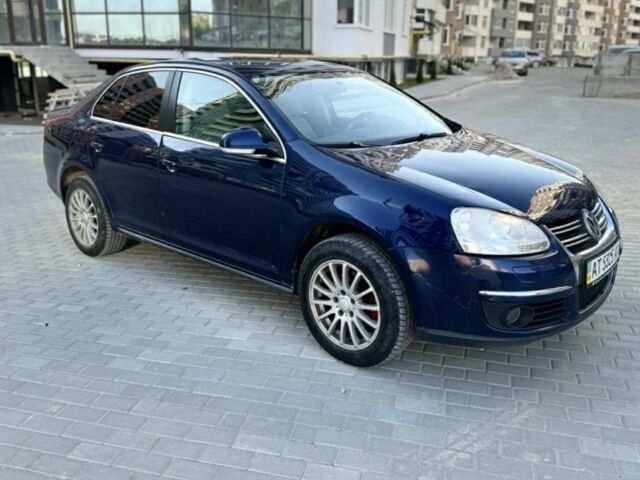 Синій Фольксваген Джетта, об'ємом двигуна 1.6 л та пробігом 218 тис. км за 2900 $, фото 1 на Automoto.ua