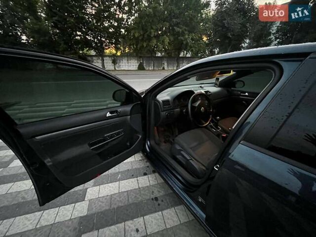 Синий Фольксваген Джетта, объемом двигателя 1.6 л и пробегом 291 тыс. км за 5000 $, фото 3 на Automoto.ua