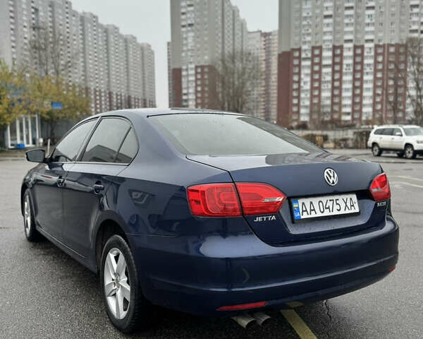 Синий Фольксваген Джетта, объемом двигателя 2.48 л и пробегом 260 тыс. км за 7700 $, фото 5 на Automoto.ua