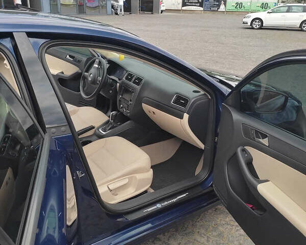 Синий Фольксваген Джетта, объемом двигателя 2.48 л и пробегом 280 тыс. км за 8800 $, фото 19 на Automoto.ua