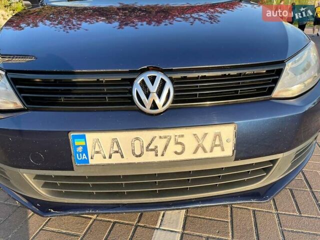 Синій Фольксваген Джетта, об'ємом двигуна 2.5 л та пробігом 260 тис. км за 8300 $, фото 2 на Automoto.ua