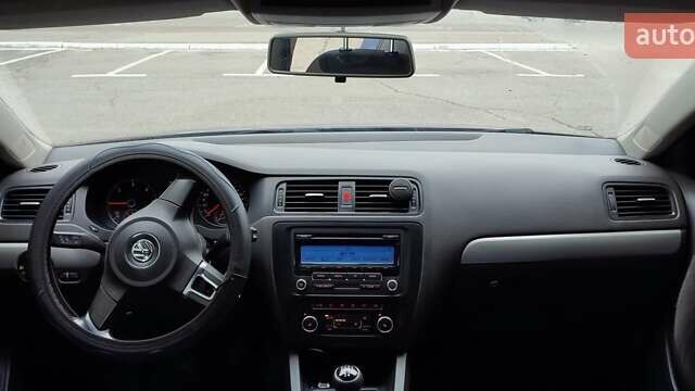 Синій Фольксваген Джетта, об'ємом двигуна 1.97 л та пробігом 224 тис. км за 10500 $, фото 8 на Automoto.ua