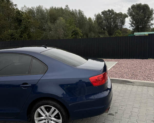 Синій Фольксваген Джетта, об'ємом двигуна 2 л та пробігом 249 тис. км за 7700 $, фото 16 на Automoto.ua