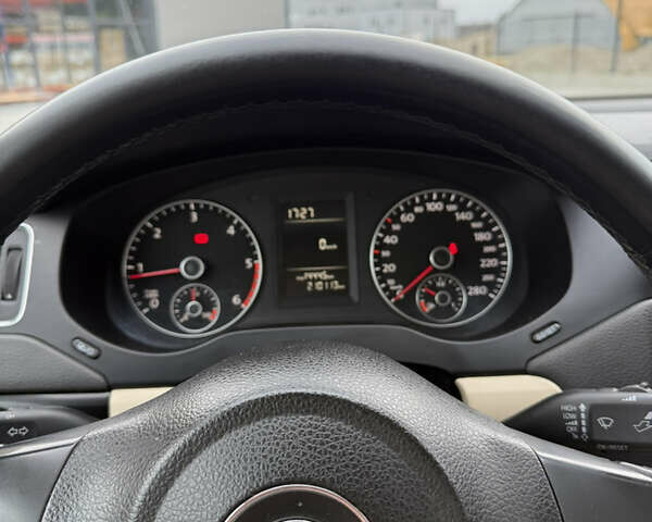 Синій Фольксваген Джетта, об'ємом двигуна 1.6 л та пробігом 210 тис. км за 7550 $, фото 26 на Automoto.ua