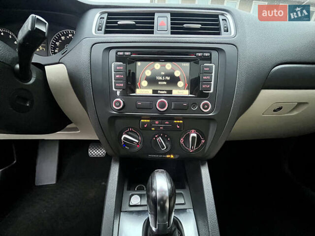 Синий Фольксваген Джетта, объемом двигателя 2.5 л и пробегом 258 тыс. км за 7800 $, фото 25 на Automoto.ua