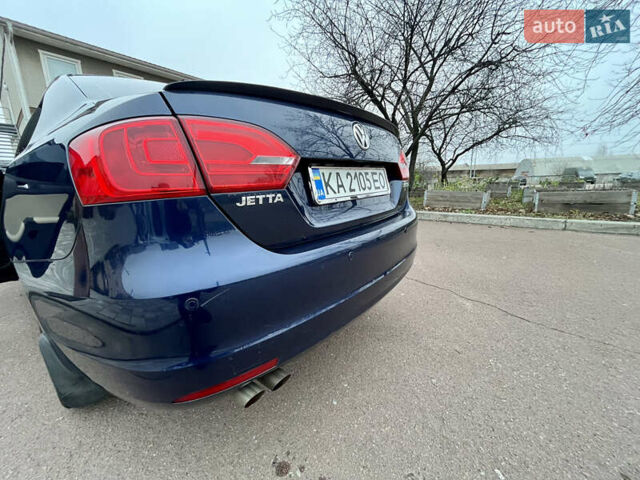 Синий Фольксваген Джетта, объемом двигателя 2.5 л и пробегом 258 тыс. км за 7800 $, фото 3 на Automoto.ua
