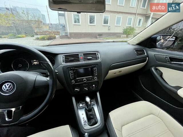 Синий Фольксваген Джетта, объемом двигателя 2.5 л и пробегом 258 тыс. км за 7800 $, фото 31 на Automoto.ua