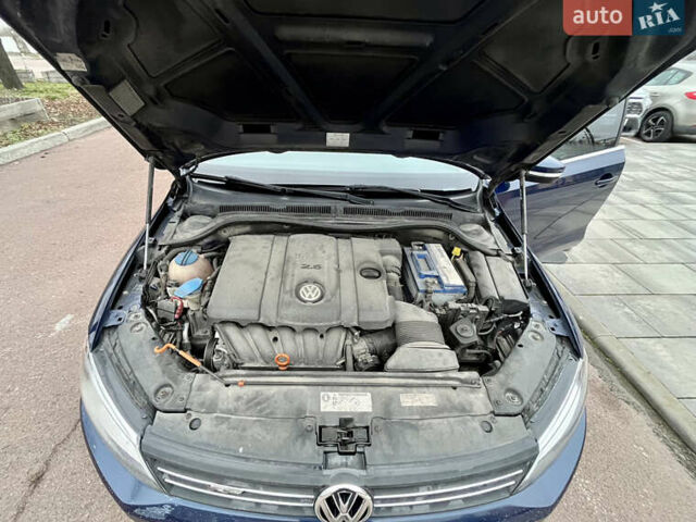 Синий Фольксваген Джетта, объемом двигателя 2.5 л и пробегом 258 тыс. км за 7800 $, фото 28 на Automoto.ua