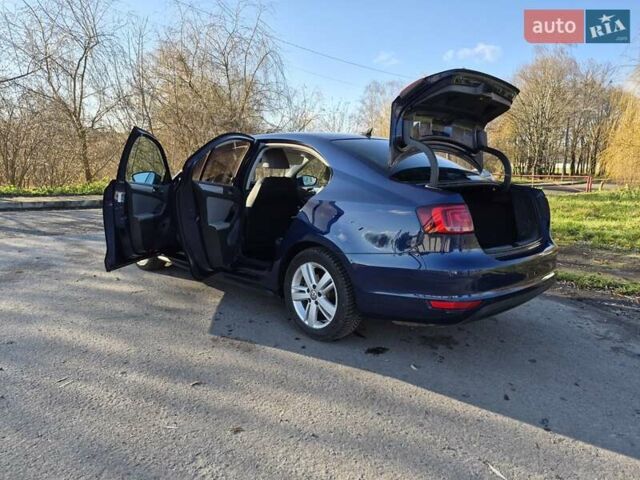 Синій Фольксваген Джетта, об'ємом двигуна 1.39 л та пробігом 188 тис. км за 9600 $, фото 2 на Automoto.ua