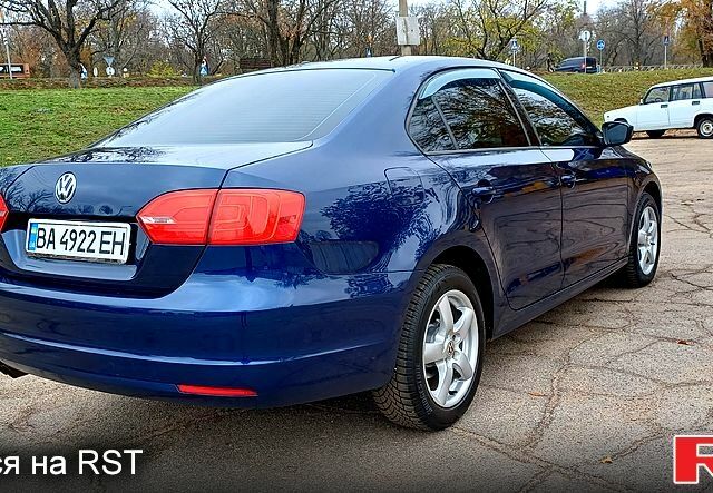 Синій Фольксваген Джетта, об'ємом двигуна 2 л та пробігом 134 тис. км за 7900 $, фото 3 на Automoto.ua