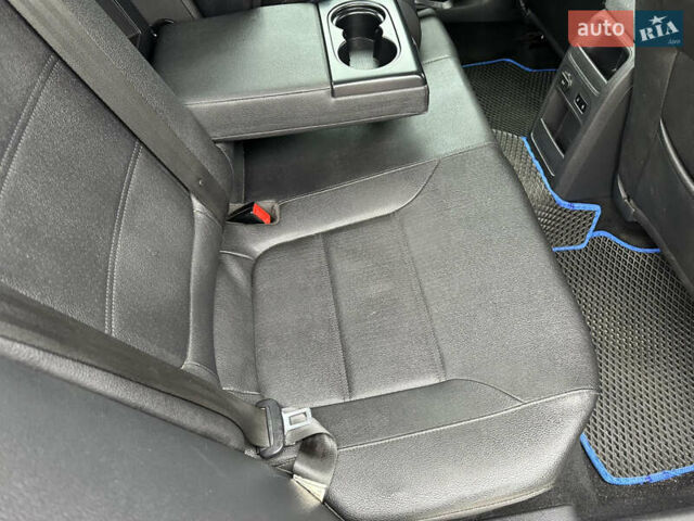 Синий Фольксваген Джетта, объемом двигателя 2.48 л и пробегом 142 тыс. км за 7999 $, фото 76 на Automoto.ua