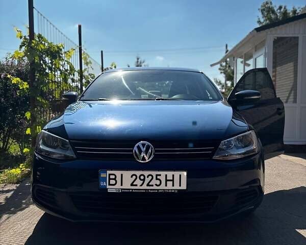 Синий Фольксваген Джетта, объемом двигателя 2.5 л и пробегом 211 тыс. км за 9200 $, фото 3 на Automoto.ua