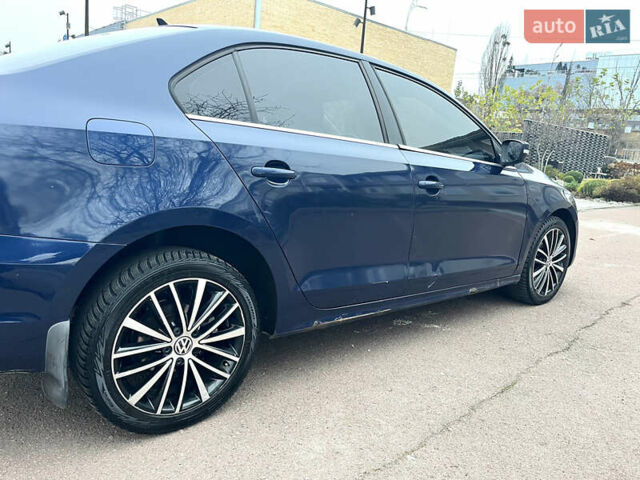 Синий Фольксваген Джетта, объемом двигателя 2.5 л и пробегом 258 тыс. км за 7800 $, фото 9 на Automoto.ua