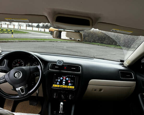 Синій Фольксваген Джетта, об'ємом двигуна 2.5 л та пробігом 208 тис. км за 9300 $, фото 6 на Automoto.ua