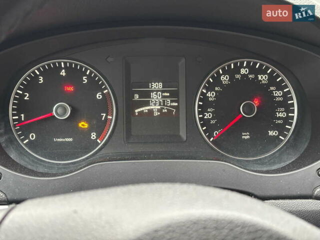 Синій Фольксваген Джетта, об'ємом двигуна 2.48 л та пробігом 200 тис. км за 8500 $, фото 11 на Automoto.ua