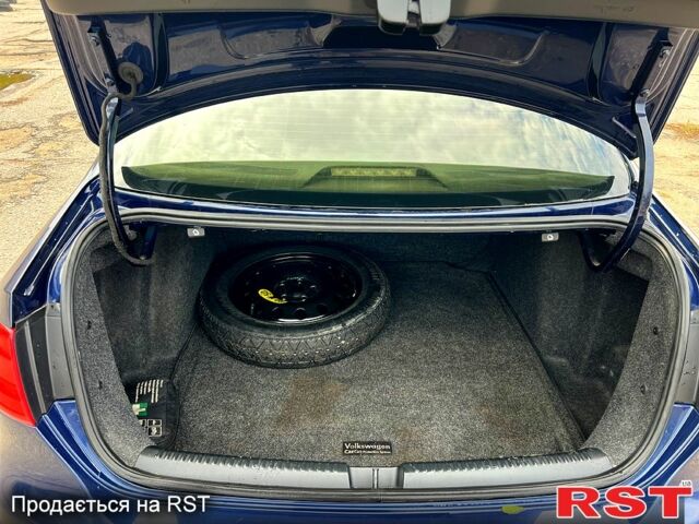 Синий Фольксваген Джетта, объемом двигателя 2.5 л и пробегом 222 тыс. км за 7500 $, фото 10 на Automoto.ua