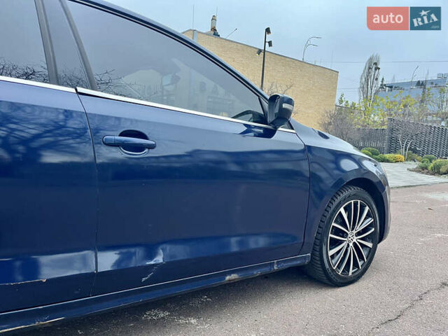 Синий Фольксваген Джетта, объемом двигателя 2.5 л и пробегом 258 тыс. км за 6600 $, фото 8 на Automoto.ua