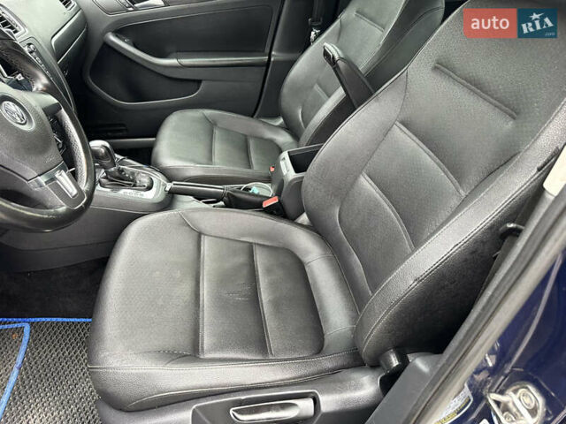 Синий Фольксваген Джетта, объемом двигателя 2.48 л и пробегом 142 тыс. км за 7999 $, фото 81 на Automoto.ua