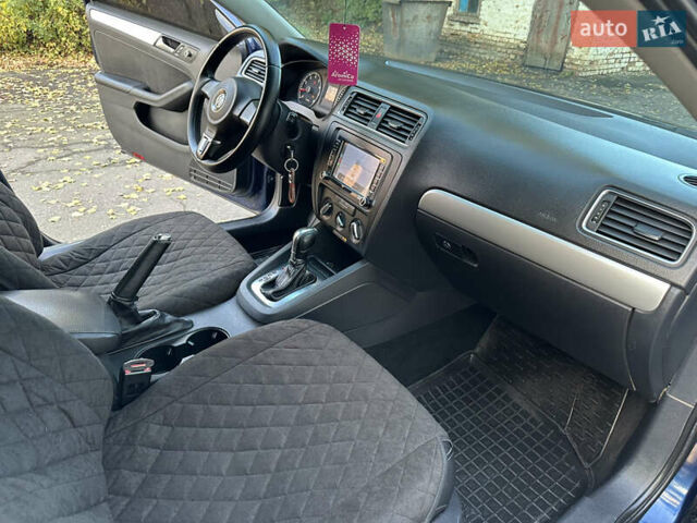 Синій Фольксваген Джетта, об'ємом двигуна 2.48 л та пробігом 240 тис. км за 7350 $, фото 20 на Automoto.ua