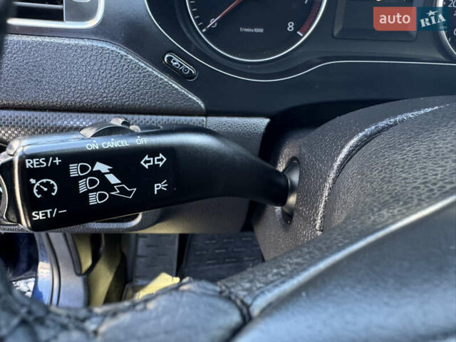 Синій Фольксваген Джетта, об'ємом двигуна 1.8 л та пробігом 158 тис. км за 7999 $, фото 19 на Automoto.ua