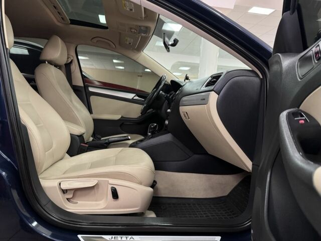 Синий Фольксваген Джетта, объемом двигателя 1.4 л и пробегом 216 тыс. км за 7800 $, фото 8 на Automoto.ua