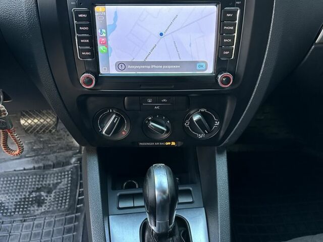 Синій Фольксваген Джетта, об'ємом двигуна 2.5 л та пробігом 240 тис. км за 7350 $, фото 19 на Automoto.ua