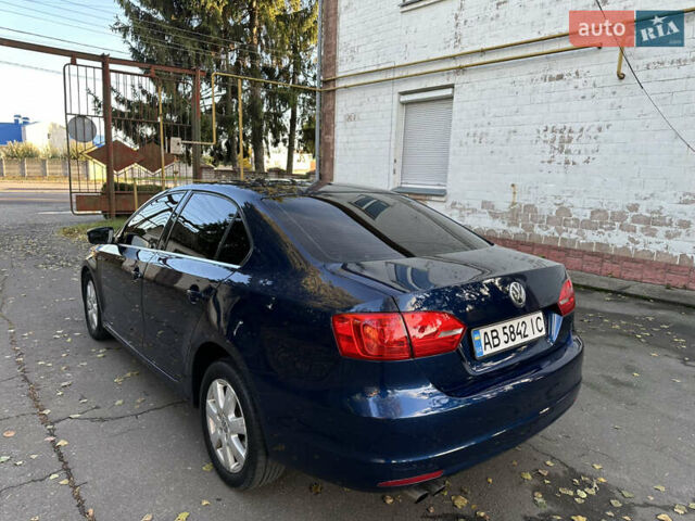 Синій Фольксваген Джетта, об'ємом двигуна 2.48 л та пробігом 240 тис. км за 7350 $, фото 11 на Automoto.ua