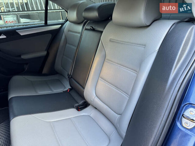 Синий Фольксваген Джетта, объемом двигателя 1.4 л и пробегом 191 тыс. км за 10350 $, фото 24 на Automoto.ua