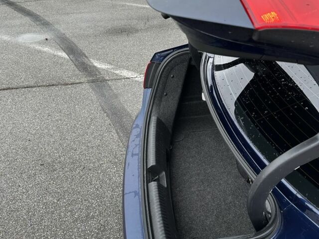 Фольксваген Джетта 2013 в Кицмане на Automoto.ua Синий Фольксваген Джетта, объемом двигателя 2 л и пробегом 160 тыс. км за 9600 $, фото 15 на Automoto.ua